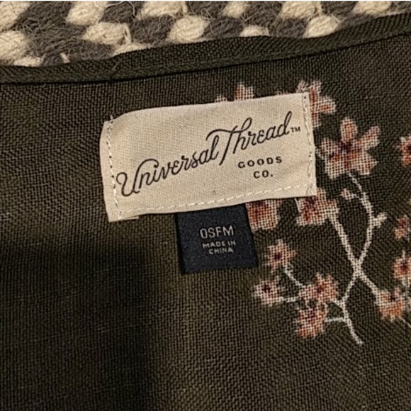 Universel Thread linen blend kimono vest - Picture 9 of 10